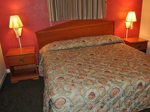 Belmont Inn & Suites Virginia Beach Extérieur photo